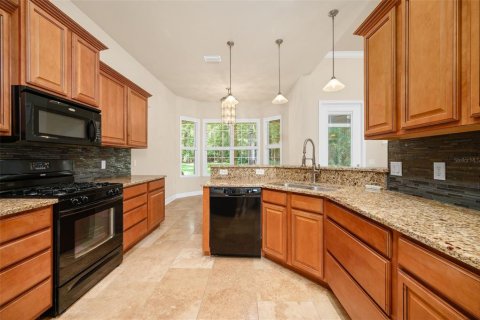 House in Alachua, Florida 3 bedrooms, 209.03 sq.m. № 2334093 - photo 7