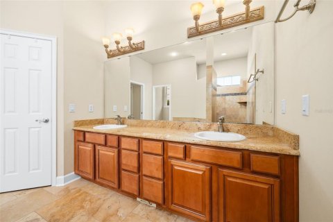 House in Alachua, Florida 3 bedrooms, 209.03 sq.m. № 2334093 - photo 16