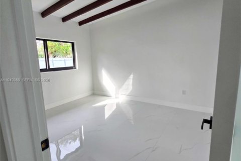 Купить виллу или дом в Майами, Флорида 4 спальни, 140.19м2, № 2007477 - фото 23