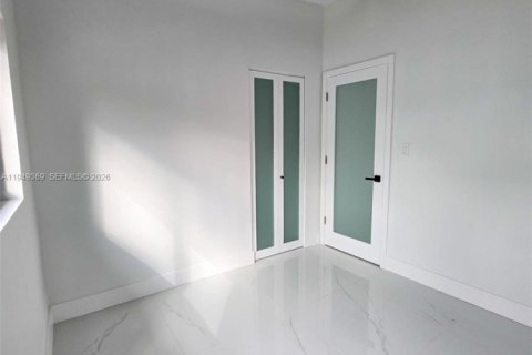 Купить виллу или дом в Майами, Флорида 4 спальни, 140.19м2, № 2007477 - фото 21