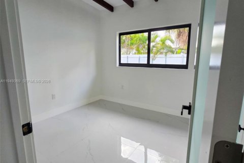 Купить виллу или дом в Майами, Флорида 4 спальни, 140.19м2, № 2007477 - фото 22