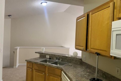 Condo in Tampa, Florida, 1 bedroom  № 1910495 - photo 5
