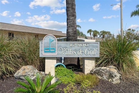 Condo in Largo, Florida, 2 bedrooms  № 1917978 - photo 3