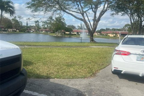 Copropriété à vendre à Lake Worth, Floride: 1 chambre № 1985201 - photo 17