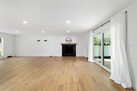 House in Ocala, Florida 3 bedrooms, 243.5 sq.m. № 2207668 - photo 17