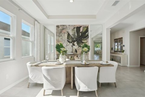 Casa en venta en Zephyrhills, Florida, 4 dormitorios, 259.57 m2 № 1905147 - foto 13