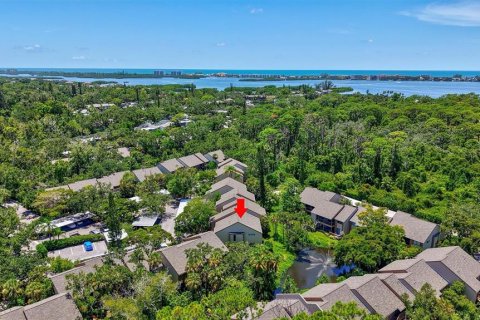 Condo in Sarasota, Florida, 3 bedrooms  № 1869051 - photo 1