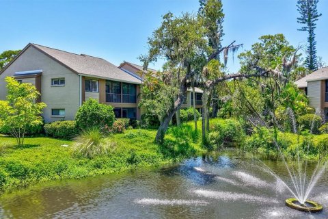 Condo in Sarasota, Florida, 3 bedrooms  № 1869051 - photo 2