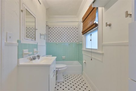 Villa ou maison à louer à Saint Petersburg, Floride: 2 chambres, 91.04 m2 № 2148562 - photo 15