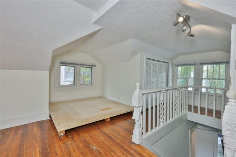 Villa ou maison à louer à Saint Petersburg, Floride: 2 chambres, 91.04 m2 № 2148562 - photo 21