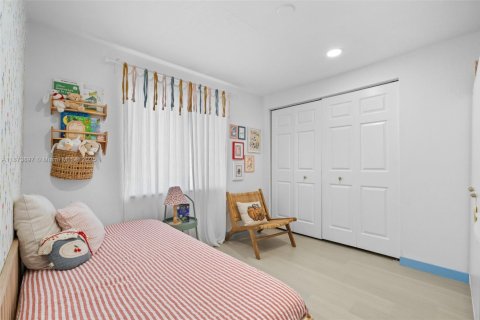 Villa ou maison à vendre à Miami, Floride: 3 chambres, 96.25 m2 № 1928128 - photo 8