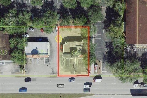 Propiedad comercial en venta en Kissimmee, Florida, 144.37 m2 № 1824092 - foto 4