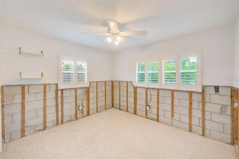 Casa en venta en Tampa, Florida, 3 dormitorios, 155.98 m2 № 1801712 - foto 10