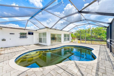 Casa en venta en Tampa, Florida, 3 dormitorios, 155.98 m2 № 1801712 - foto 12