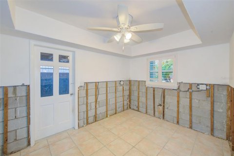 Casa en venta en Tampa, Florida, 3 dormitorios, 155.98 m2 № 1801712 - foto 6