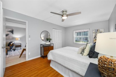 Condominio en alquiler en Largo, Florida, 2 dormitorios, 78.04 m2 № 1837754 - foto 14