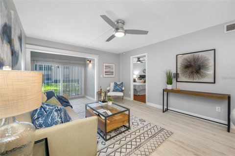 Condominio en alquiler en Largo, Florida, 2 dormitorios, 78.04 m2 № 1837754 - foto 10