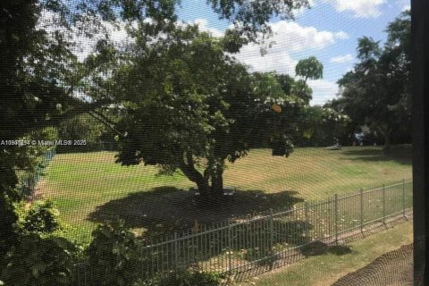 Condominio en venta en Miami, Florida, 2 dormitorios, 99.78 m2 № 1952088 - foto 6