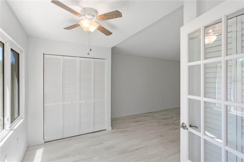 Condo in Longboat Key, Florida, 2 bedrooms № 2098397 - photo 5