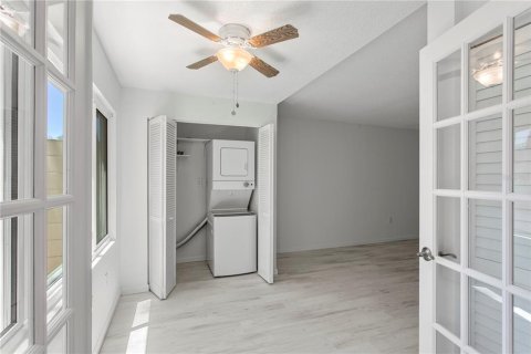 Condo in Longboat Key, Florida, 2 bedrooms № 2098397 - photo 14