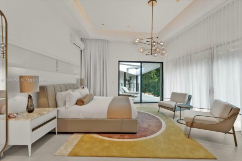House in Miami, Florida 5 bedrooms, 486.53 sq.m. № 2340414 - photo 24