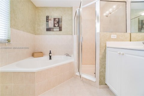 Купить таунхаус в Санрайз, Флорида 3 спальни, 167.32м2, № 1999795 - фото 20