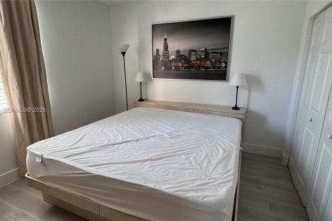 Copropriété à louer à Sunny Isles Beach, Floride: 3 chambres, 117.43 m2 № 1989724 - photo 11