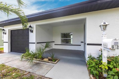 Casa en venta en Saint Petersburg, Florida, 3 dormitorios, 178.84 m2 № 1857872 - foto 2