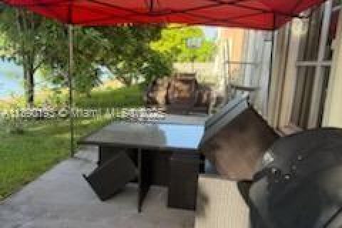 Casa en alquiler en Miramar, Florida, 5 dormitorios, 244.98 m2 № 1946940 - foto 15