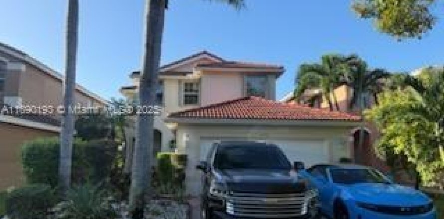 Casa en Miramar, Florida 5 dormitorios, 244.98 m2 № 1946940