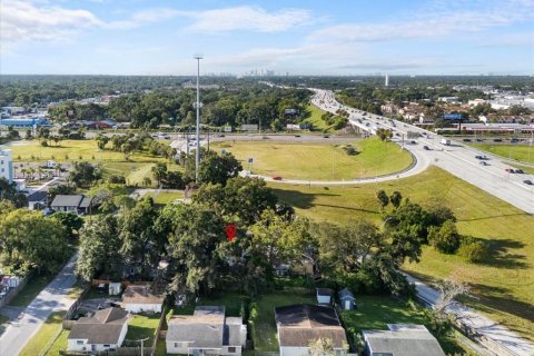 Villa ou maison à vendre à Tampa, Floride: 4 chambres, 93.18 m2 № 2356609 - photo 29