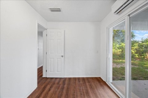 Villa ou maison à vendre à Tampa, Floride: 4 chambres, 93.18 m2 № 2356609 - photo 16