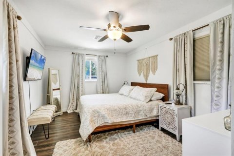 Villa ou maison à louer à Sarasota, Floride: 3 chambres, 140.38 m2 № 1780694 - photo 17