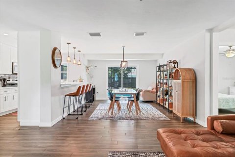 Villa ou maison à louer à Sarasota, Floride: 3 chambres, 140.38 m2 № 1780694 - photo 14