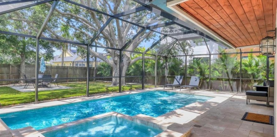 Villa ou maison à Sarasota, Floride 3 chambres, 140.38 m2 № 1780694