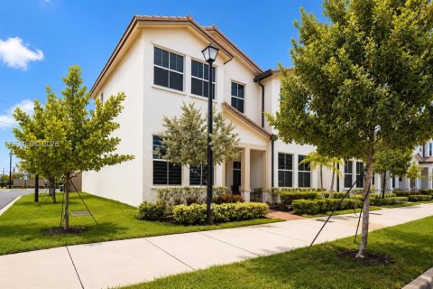 Touwnhouse à vendre à Homestead, Floride: 4 chambres, 175.77 m2 № 2173180 - photo 2