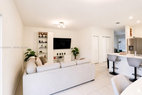 Touwnhouse à vendre à Homestead, Floride: 4 chambres, 175.77 m2 № 2173180 - photo 8