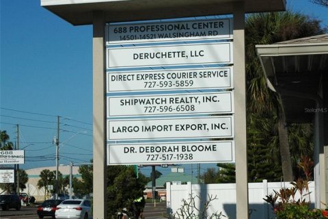 Immobilier commercial à Largo, Floride 77.11 m2 № 2438460