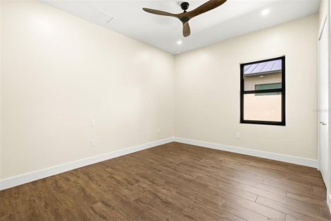 Casa en venta en Cape Coral, Florida, 3 dormitorios, 266.54 m2 № 1754972 - foto 26