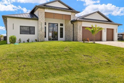 Casa en venta en Cape Coral, Florida, 3 dormitorios, 266.54 m2 № 1754972 - foto 4