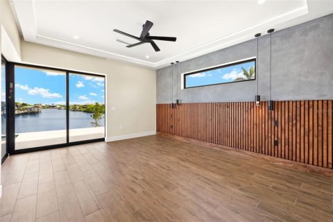 Casa en venta en Cape Coral, Florida, 3 dormitorios, 266.54 m2 № 1754972 - foto 19