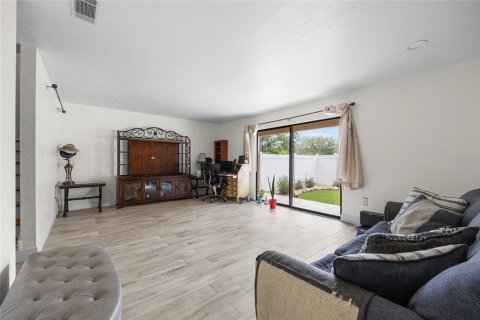Condominio en venta en Gainesville, Florida, 3 dormitorios, 139.35 m2 № 1675293 - foto 6