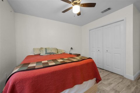 Condominio en venta en Gainesville, Florida, 3 dormitorios, 139.35 m2 № 1675293 - foto 13