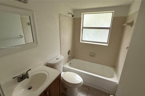 Copropriété à vendre à Coral Springs, Floride: 2 chambres, 71.35 m2 № 1877551 - photo 25