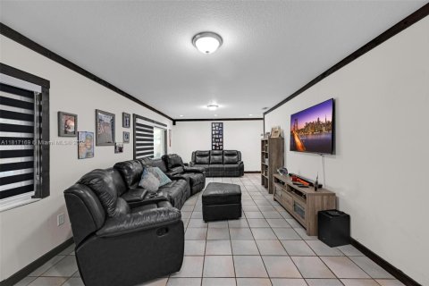 Villa ou maison à vendre à Homestead, Floride: 3 chambres, 154.68 m2 № 1774494 - photo 13