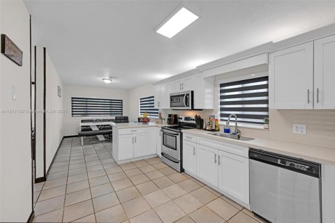 Villa ou maison à vendre à Homestead, Floride: 3 chambres, 154.68 m2 № 1774494 - photo 9