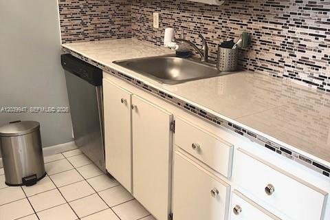 Condominio en venta en Pembroke Pines, Florida, 1 dormitorio, 75.34 m2 № 2083844 - foto 15