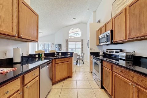 Villa ou maison à vendre à Haines City, Floride: 4 chambres, 143.63 m2 № 2408868 - photo 17