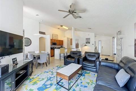 Villa ou maison à vendre à Haines City, Floride: 4 chambres, 143.63 m2 № 2408868 - photo 12