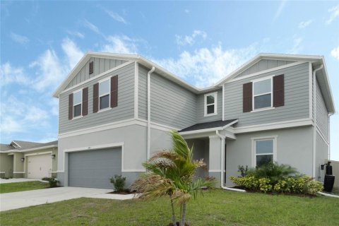 House in Winter Haven, Florida 4 bedrooms, 244.8 sq.m. № 1511292 - photo 3